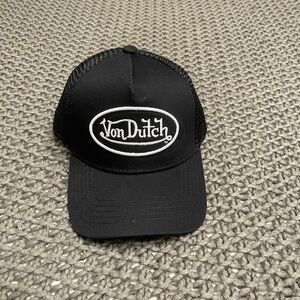 Von Dutch Black Mesh Cap